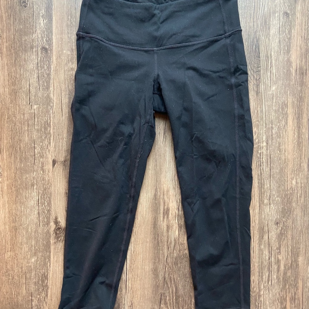 Black Cropped Athleta Leggings